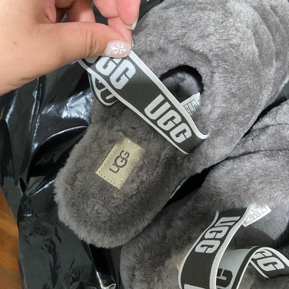 Ugg Fluff Slide - Picture 6 of 7